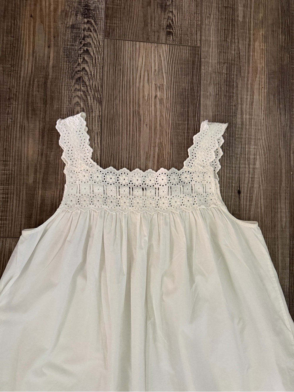 Doen White Nightgown *flawed - Picture 11 of 12